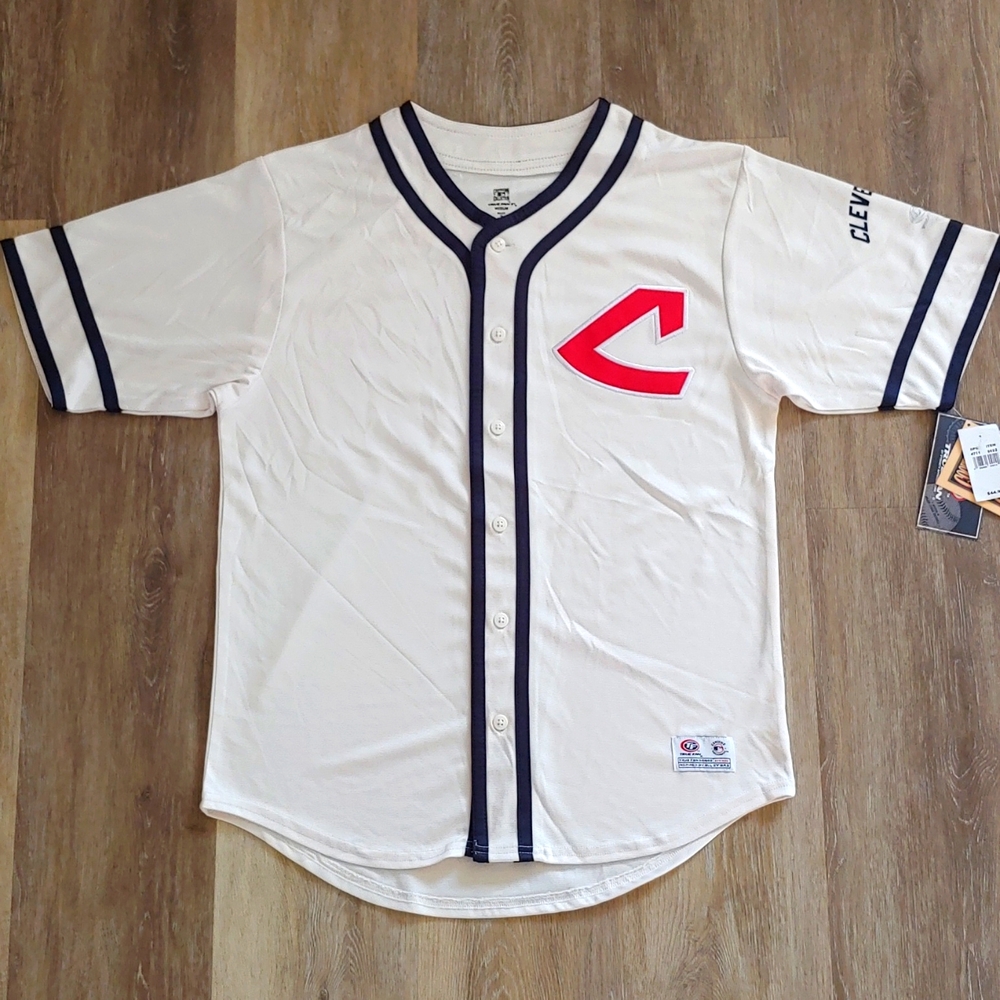 NWT MLB True Fan Cooperstown Collection Cleveland Guardians Jersey Ivory Size M